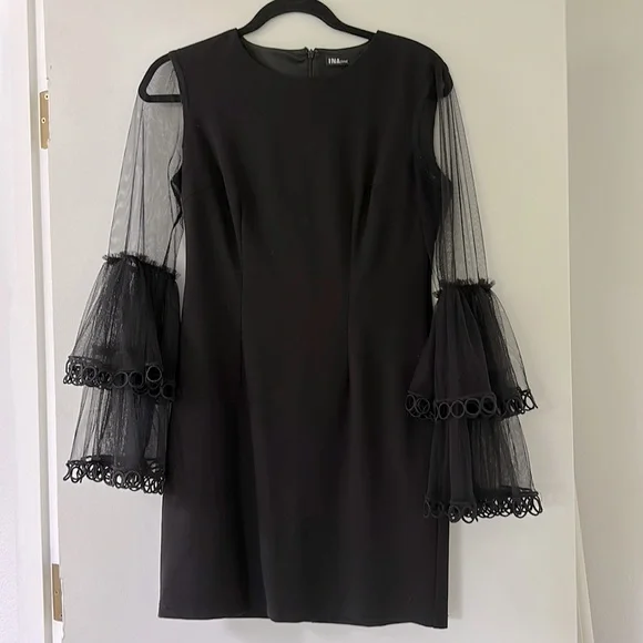 VICI Here She Comes Lace Bell Sleeve Dress - Picture 4 of 11